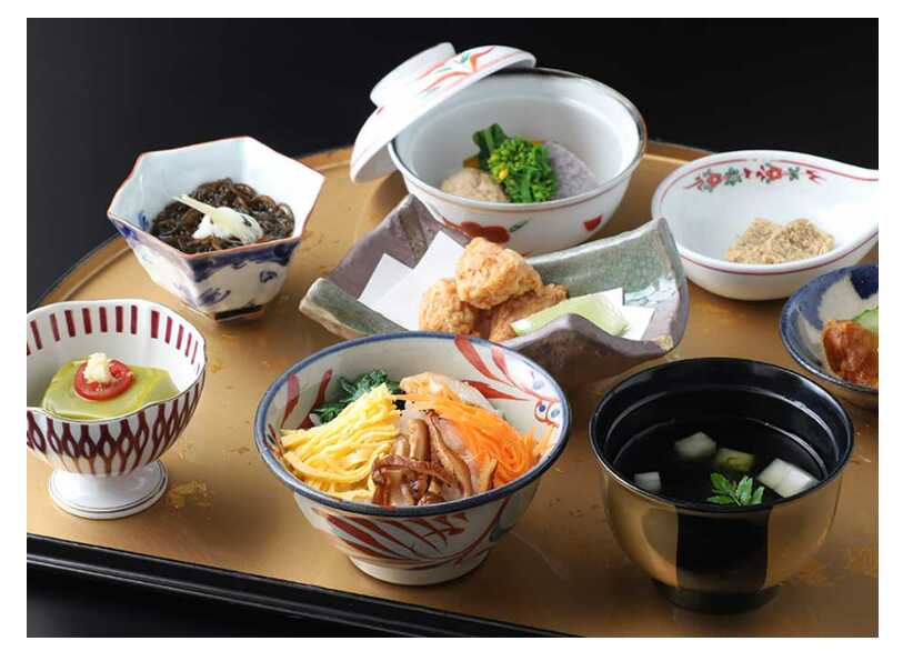 クラブサビーランチ