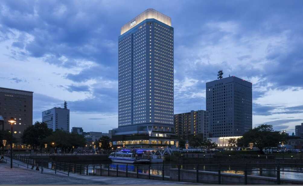 アパホテル&リゾート〈横浜ベイタワー〉